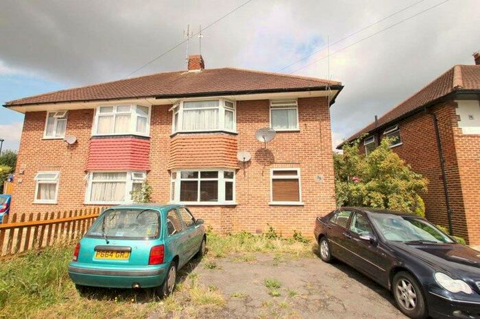 2 Bedroom Flat To Rent In Eastcote Lane, Northolt, Middlesex, UB5