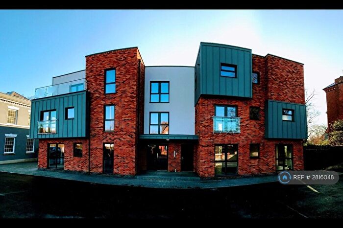 3 Bedroom Flat To Rent In Bond House, Beeston, NG9