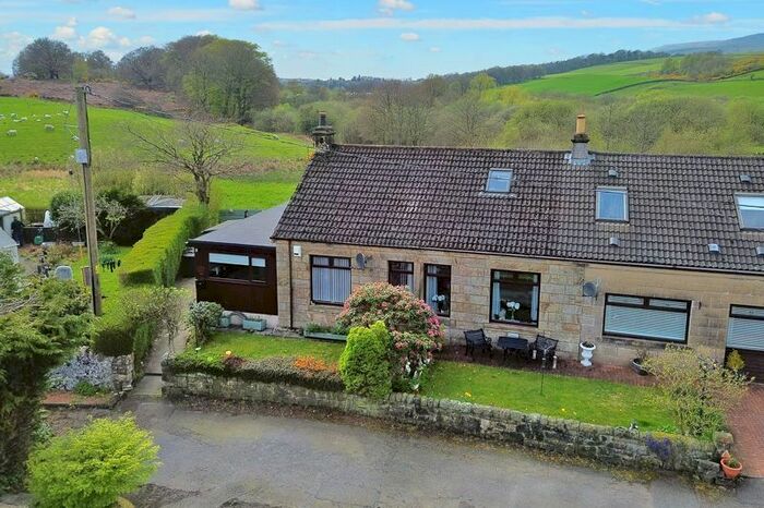 3 Bedroom Semi-Detached House For Sale In Banton, Kilsyth, Glasgow, G65