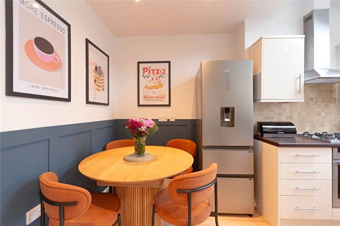 2 Bedroom End Of Terrace House To Rent In Downend Road, Horfield, Bristol, BS7
