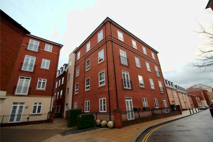 2 Bedroom Apartment To Rent In Sissinghurst Court, Main Street, Dickens Heath, B90
