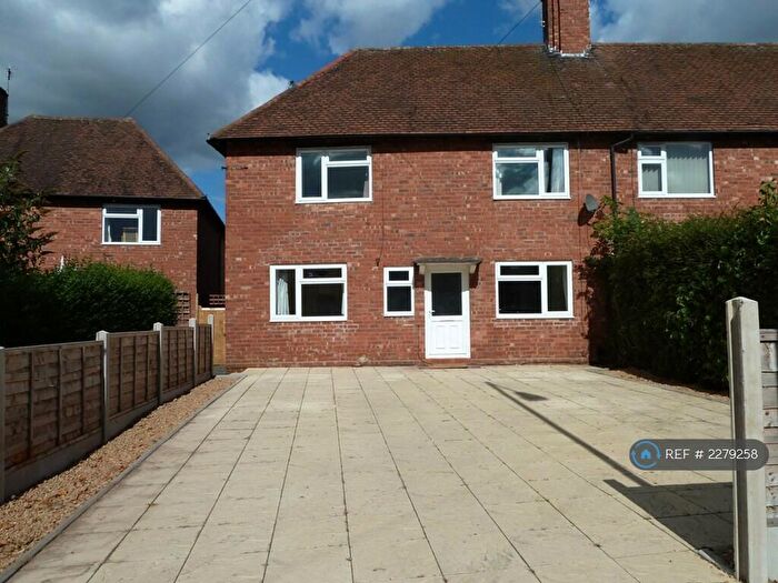 5 Bedroom Semi-Detached House To Rent In Leicester Street, Leamington Spa, CV32