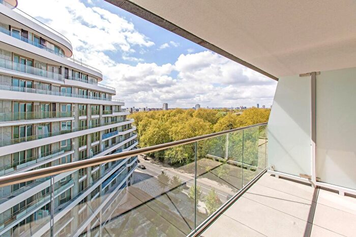 3 Bedroom Apartment For Sale In Cascade Court, Sopwith Way, London, SW11