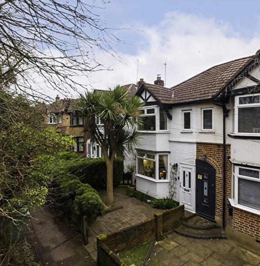 2 Bedroom Semi-Detached House For Sale In North Western Avenue, Watford, Hertfordshire, WD25