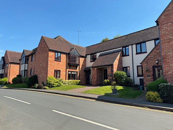 2 Bedroom Apartment For Sale In Rosemary Mews, Kenilworth, CV8