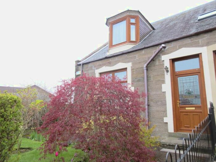 2 Bedroom Flat To Rent In Cox Street, Strathmartine, Dundee, DD3