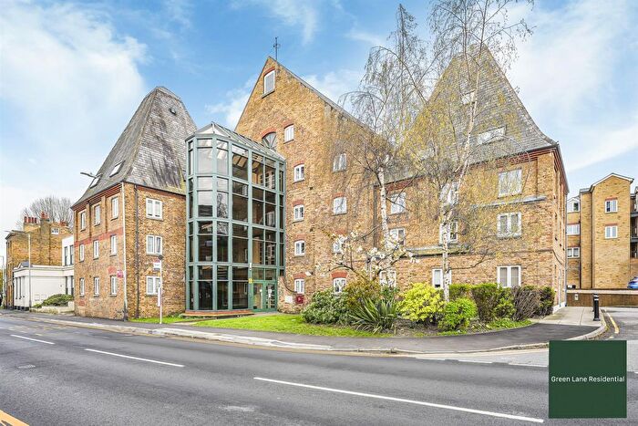 Studio For Sale In Clifton Road, Gravesend, DA11