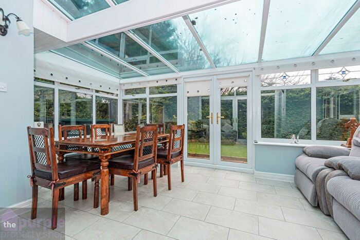 3 Bedroom Detached Bungalow For Sale In Grizedale Close, Bolton, BL1