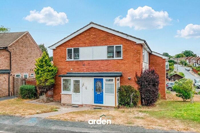 2 Bedroom Flat For Sale In Burns Close, Redditch, B97