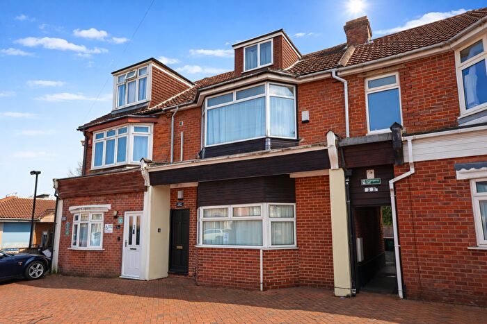 7 Bedroom Property For Sale In Bassett, Southampton, SO16