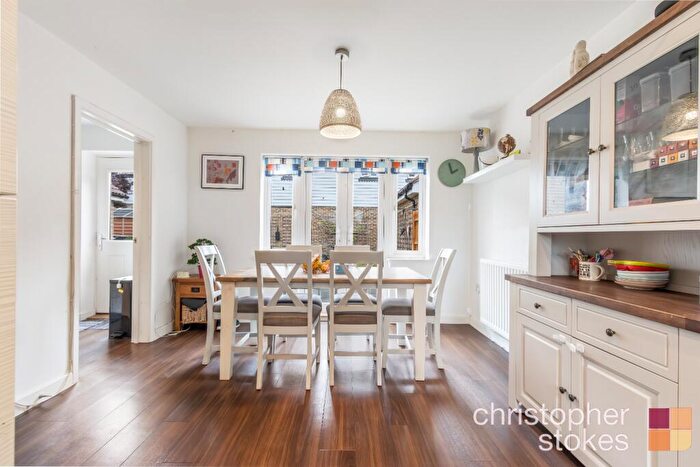 4 Bedroom Detached House For Sale In Magnolia Way, Cheshunt, Hertfordshire, EN8