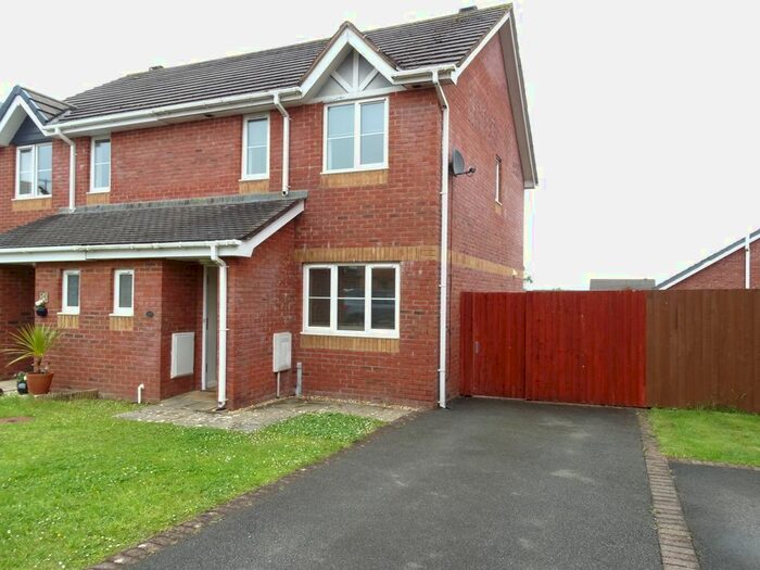Houses to rent in Llangefni, LL77, Isle of Anglesey
