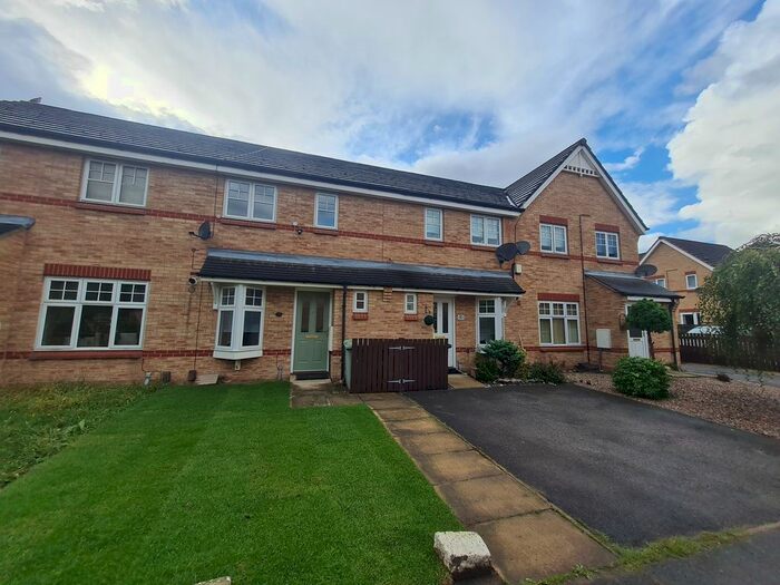 2 Bedroom Terraced House To Rent In Mill Chase Road, Wakefield, WF2