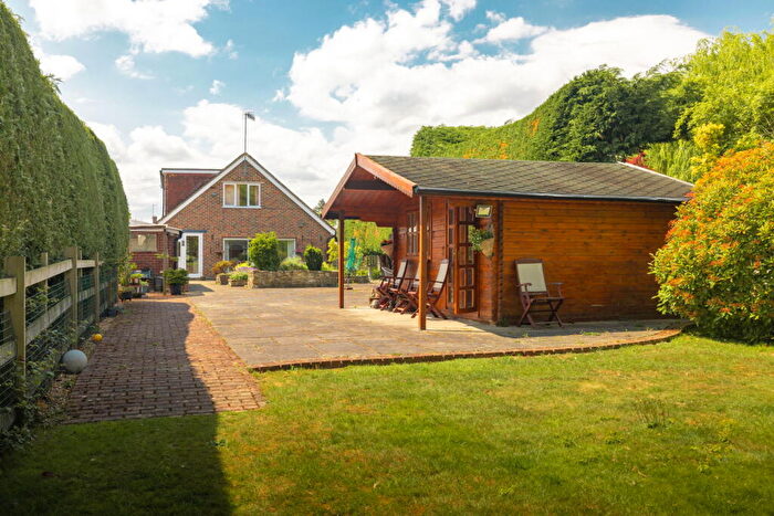 4 Bedroom Chalet For Sale In Crowhurst Road, Crowhurst, Lingfield, RH7