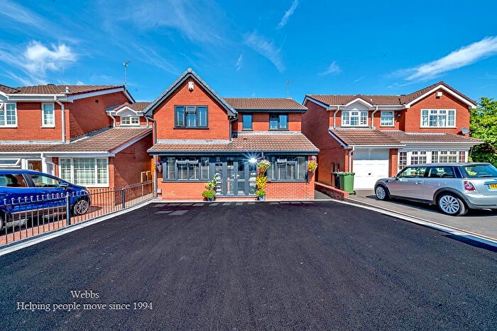 4 Bedroom Detached House For Sale In Formby Way, Walsall, WS3