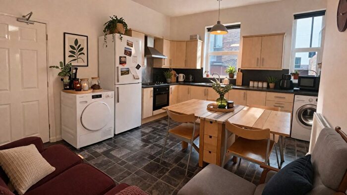 4 Bedroom Property To Rent In Chester Street, Sandyford, Newcastle Upon Tyne, NE2