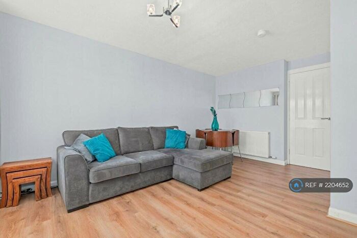 1 Bedroom Flat To Rent In Franchi Drive, Stenhousemuir, Larbert, FK5