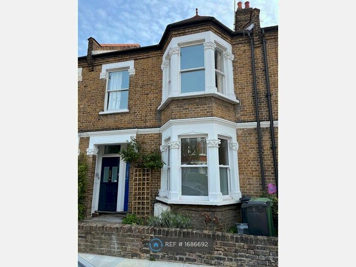 2 Bedroom Flat To Rent In Eynham Road, London, W12