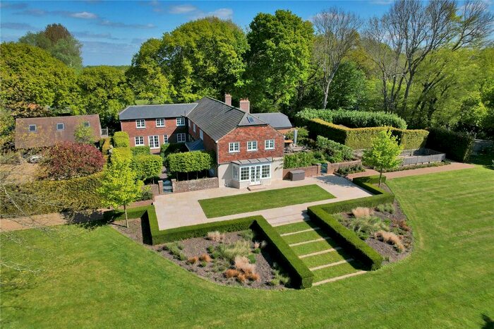 5 Bedroom Detached House For Sale In Beacon Lane, Staplecross, Robertsbridge, East Sussex, TN32