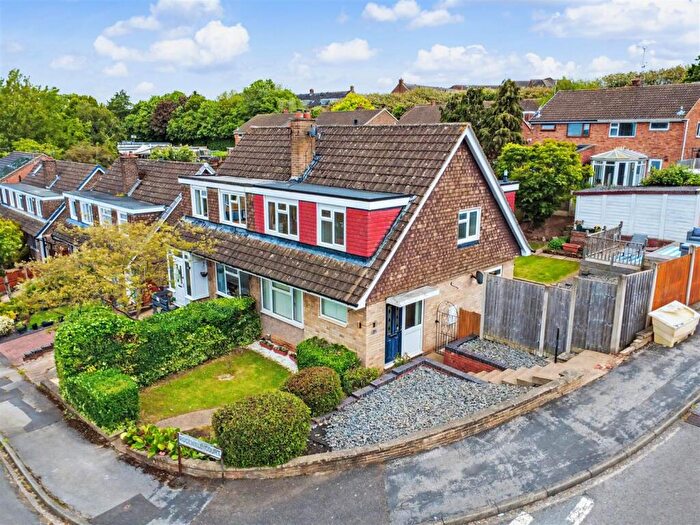 3 Bedroom Semi-Detached House For Sale In Darlton Drive, Arnold, Nottingham, NG5