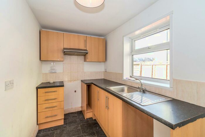 2 Bedroom End Of Terrace House To Rent In Vernon Road, Kirkby-In-Ashfield, NG17