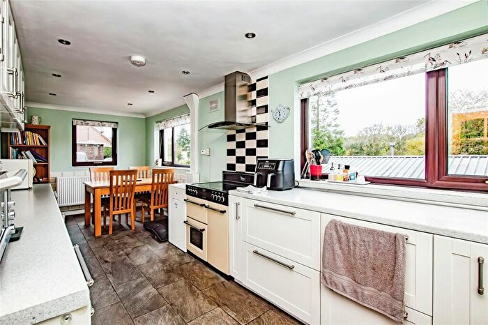 5 Bedroom Detached House For Sale In Drefach, Llanelli, Carmarthenshire, SA14