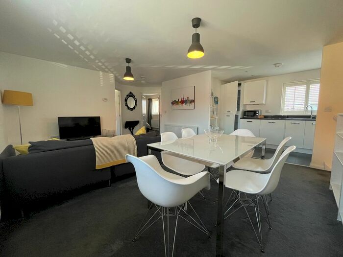 2 Bedroom Flat To Rent In Rowan Way, Cringleford, Norwich, NR4