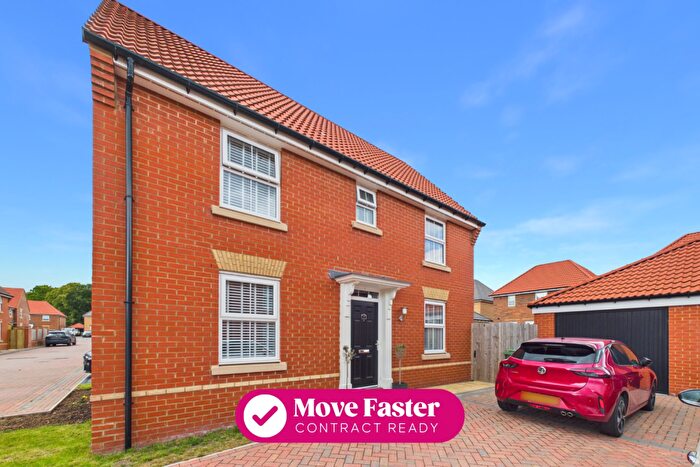3 Bedroom Detached House For Sale In Warden Vale, Hessle, East Riding Of Yorkshire, HU13