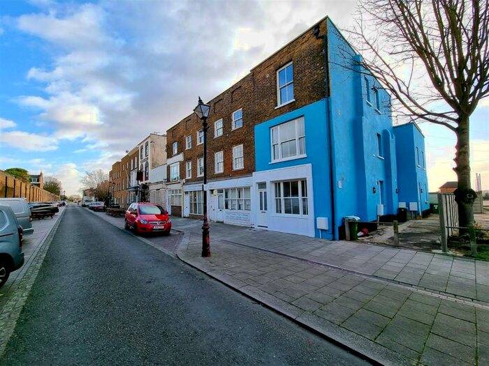 2 Bedroom Apartment To Rent In High Street, Blue Town, Sheerness, ME12