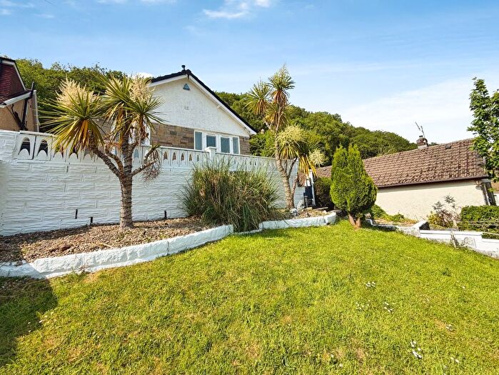 3 Bedroom Bungalow For Sale In Drymau Park, Skewen, Neath, SA10