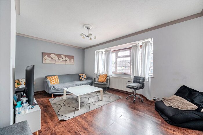 2 Bedroom Flat For Sale In Bromley Road, Shortlands, Bromley, BR2