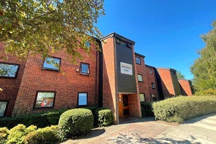 2 Bedroom Flat For Sale In Bunns Lane, Mill Hill, London, NW7