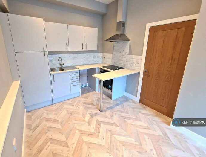 1 Bedroom Flat To Rent In Marlowes, Hemel Hempstead, HP1