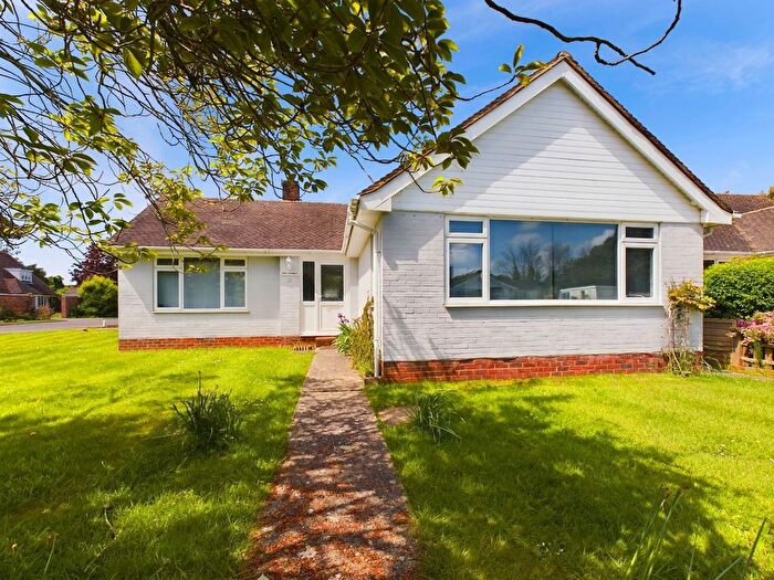 2 Bedroom Bungalow For Sale In Grange Close, Ferring, Worthing, BN12