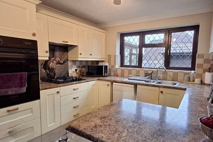 4 Bedroom Property To Rent In Oaks Coppice, Waterlooville, PO8