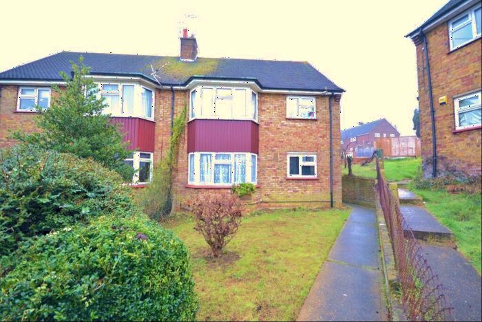 1 Bedroom Flat To Rent In Mungo Park Road, Gravesend, Kent, DA12