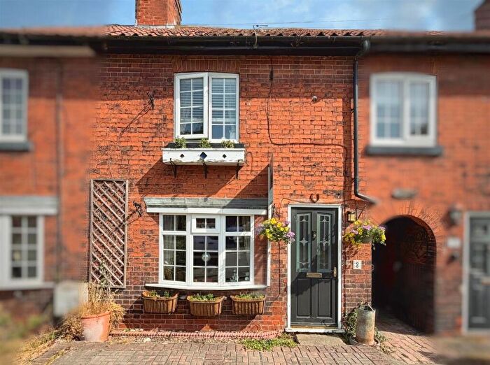 2 Bedroom Terraced House For Sale In Shop Row, Barnby Moor, Retford, DN22