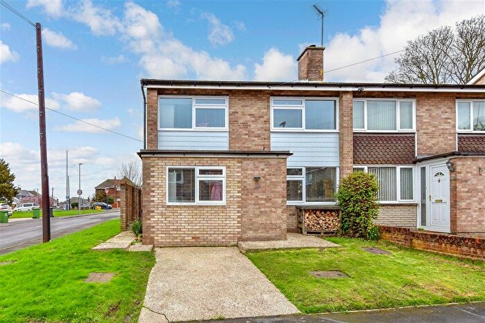 4 Bedroom Semi-Detached House For Sale In Oaklea Close, Widley, Waterlooville, Hampshire, PO7