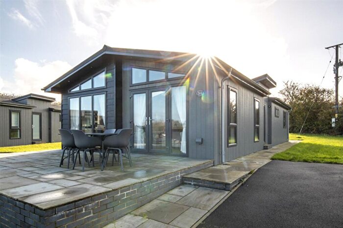 3 Bedroom Property For Sale In Penally, Tenby, Pembrokeshire, SA70