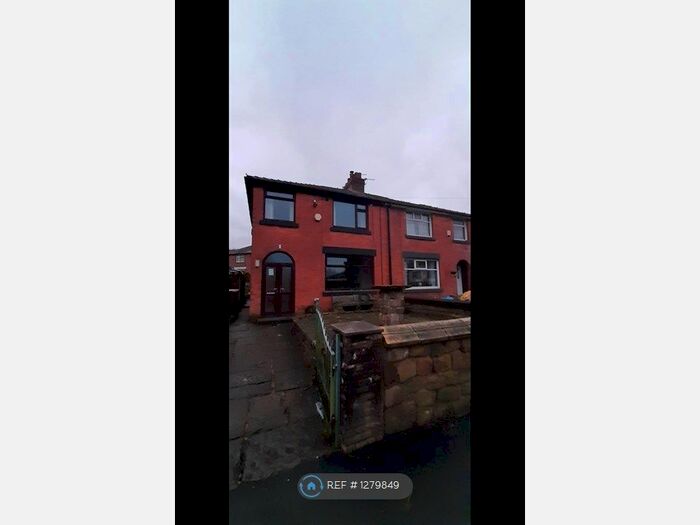 3 Bedroom Semi-Detached House To Rent In Violet Avenue, Farnworth, Bolton BL4