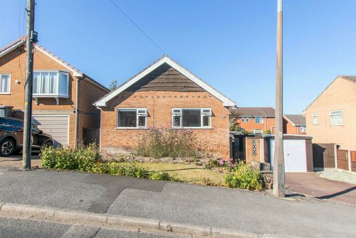 3 Bedroom Detached Bungalow To Rent In Beech Avenue, Mapperley, Nottingham, NG3