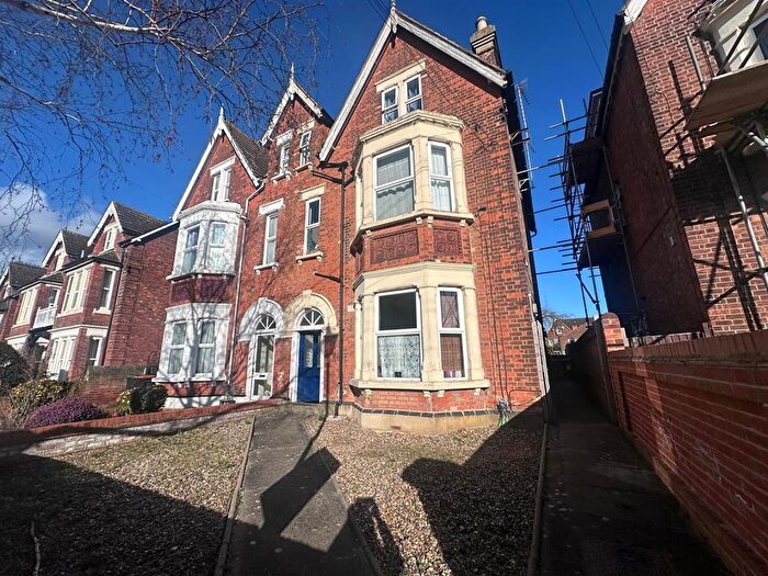 1 Bedroom Flat To Rent In Flat, St Andrews Road, MK40