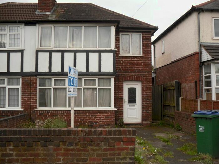 3 Bedroom Semi-Detached House To Rent In Grafton Road, Oldbury, B68