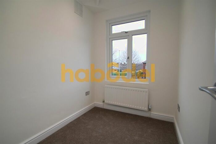 3 Bedroom Semi-Detached House To Rent In Lanehouse Road, Thornaby, Stockton-On-Tees, TS17