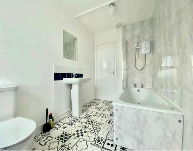 2 Bedroom Property To Rent In Albert Road, Stoke, Plymouth, PL2