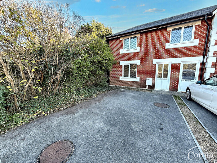 3 Bedroom Terraced House For Sale In Windham Road, Bournemouth, BH1