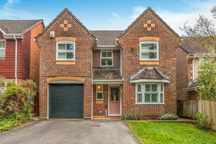 4 Bedroom Detached House For Sale In Blencowe Drive, Chandler's Ford, Eastleigh, Hampshire, SO53