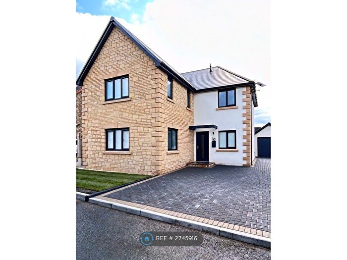 4 Bedroom Detached House To Rent In Llys Bryn Gwyrdd, Llanelli, SA15