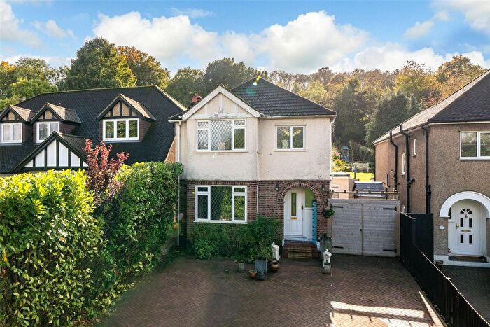 4 Bedroom Detached House To Rent In Roughdown Avenue, Hemel Hempstead, Hertfordshire, HP3