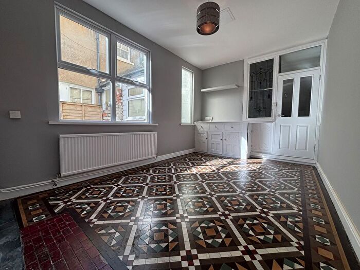 3 Bedroom Terraced House To Rent In Mafeking Road, Penylan, Cardiff, CF23